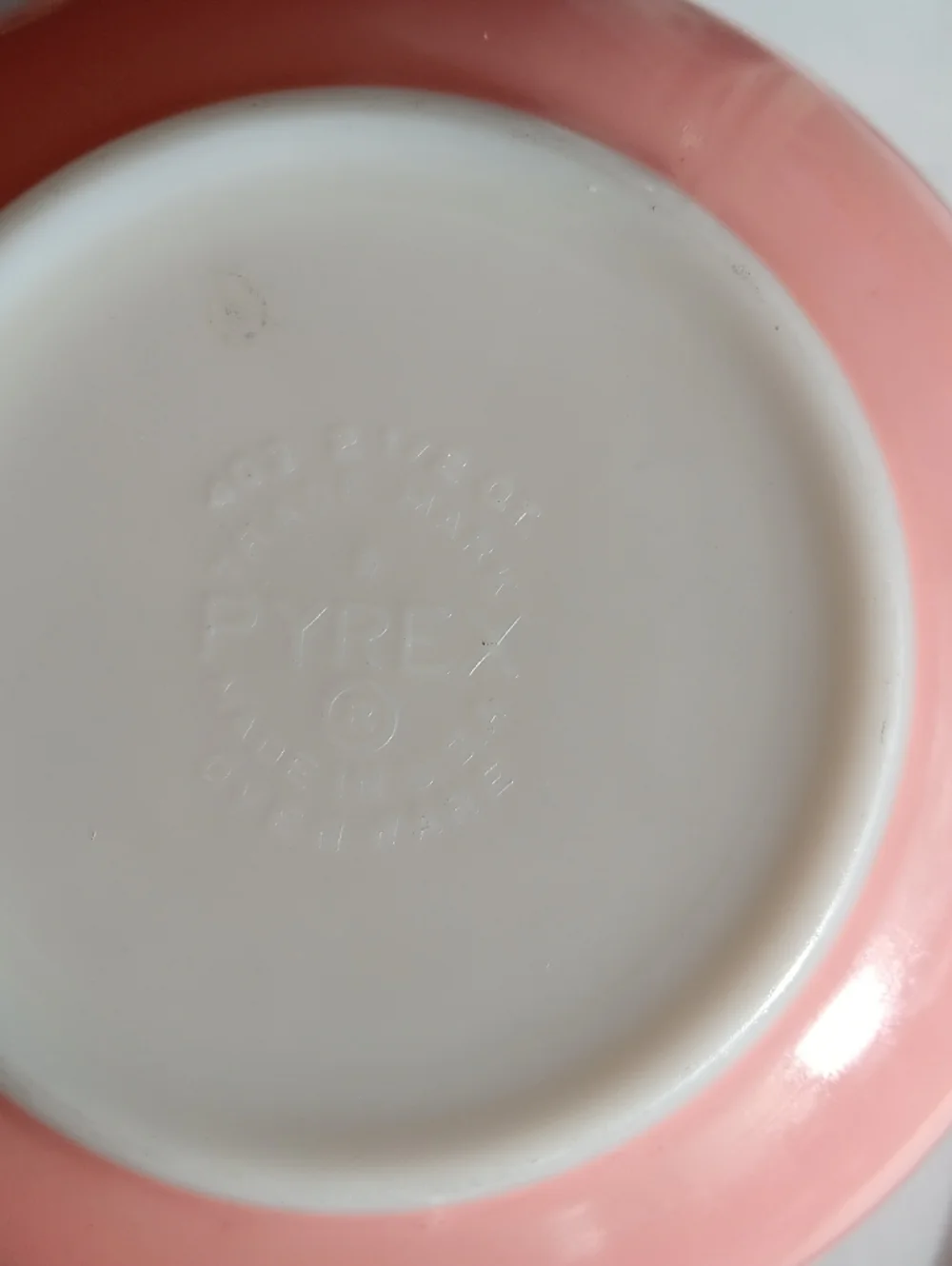 Vintage Pyrex 403 Round Mixing Bowl 2.5 Quarts Nesting Light Flamingo Pink 8